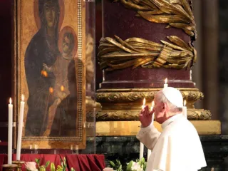 Imagem da notícia Por que o Papa Francisco não será enterrado no Vaticano? Saiba os detalhes